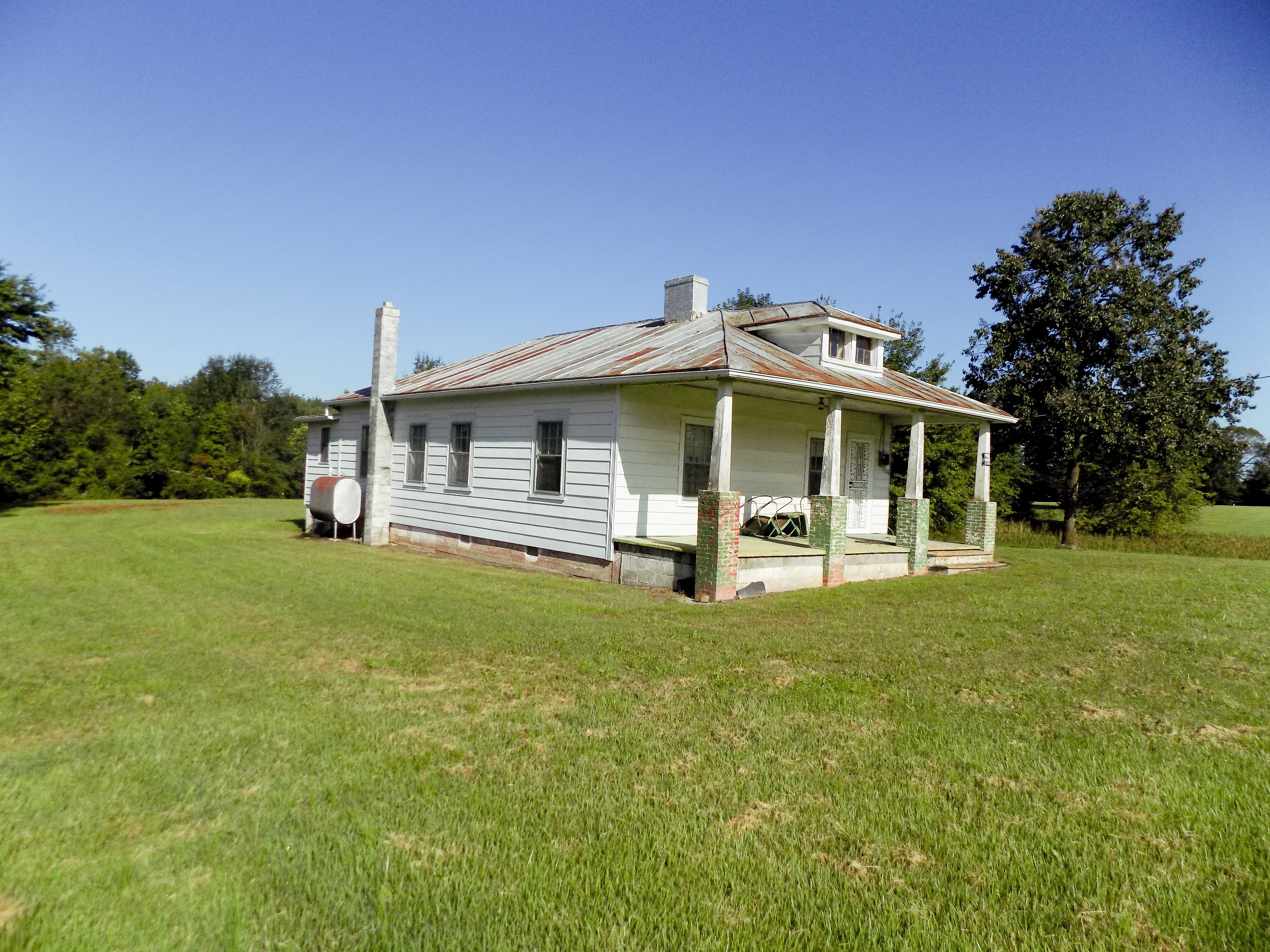 Country Bungalow full Reno